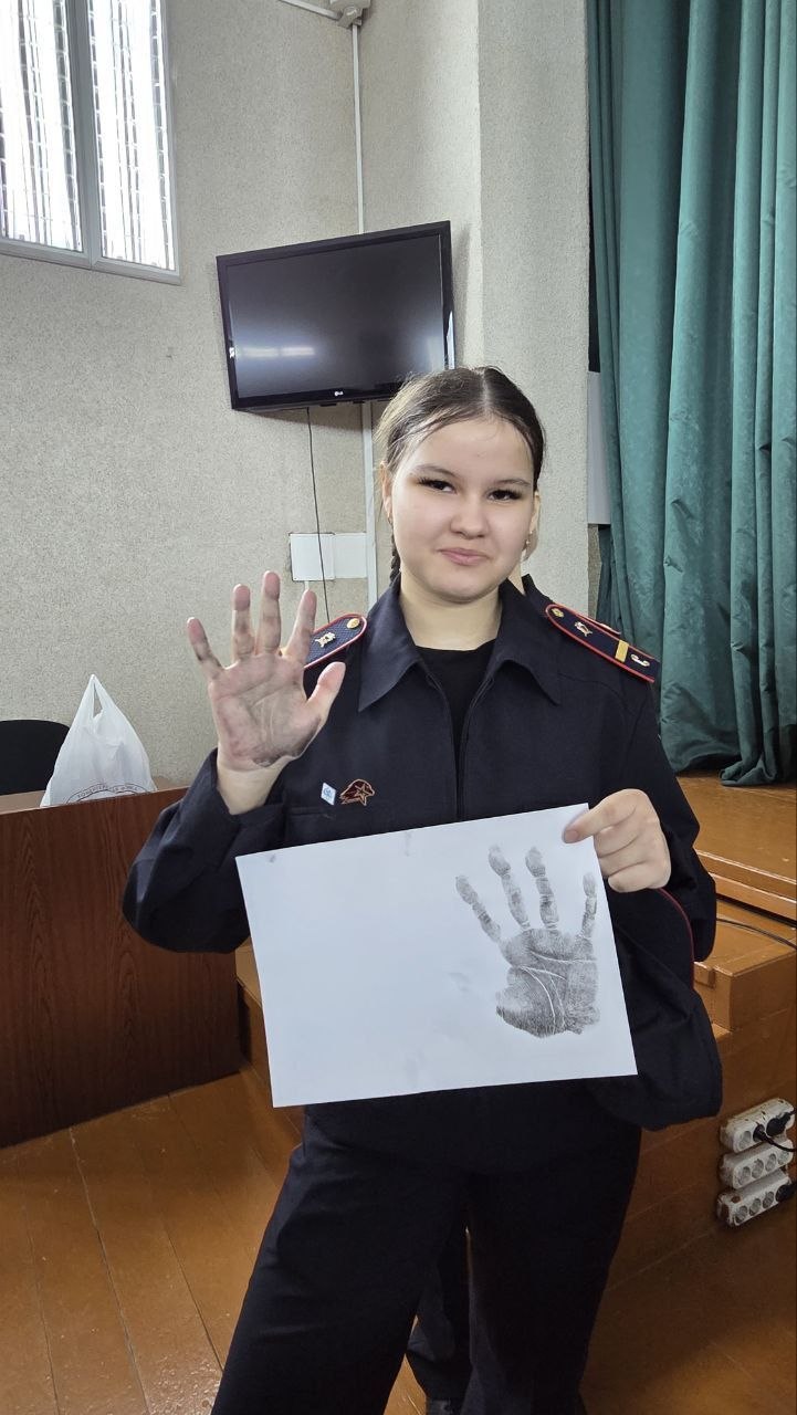 Слушатели Детской полицейской академии побывали на экскурсии в УМВД России по городу Чебоксары Слушатели Детской полицейской академии побывали на экскурсии в УМВД России по городу Чебоксары