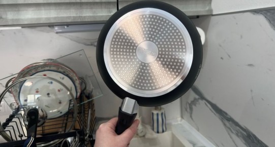 Эффективное очищение посуды за считанные минуты: секреты простых ингредиентов