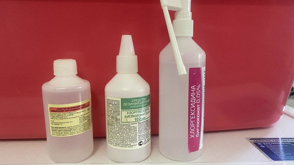 Как быстро избавиться от неприятного запаха в стиральной машине с помощью аптечного средства