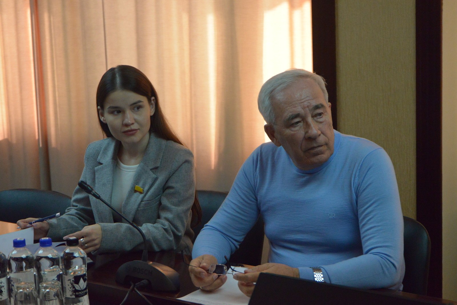 Леонид Черкесов: С руководителями комитетов Госсовета Чувашии обсудили предстоящую очередную сорок первую сессию Государственного Совета Чувашской Республики, которая пройдет 26 марта Леонид Черкесов: С руководителями комитетов Госсовета Чувашии обсудили предстоящую очередную сорок первую сессию Государственного Совета Чувашской Республики, которая пройдет 26 марта