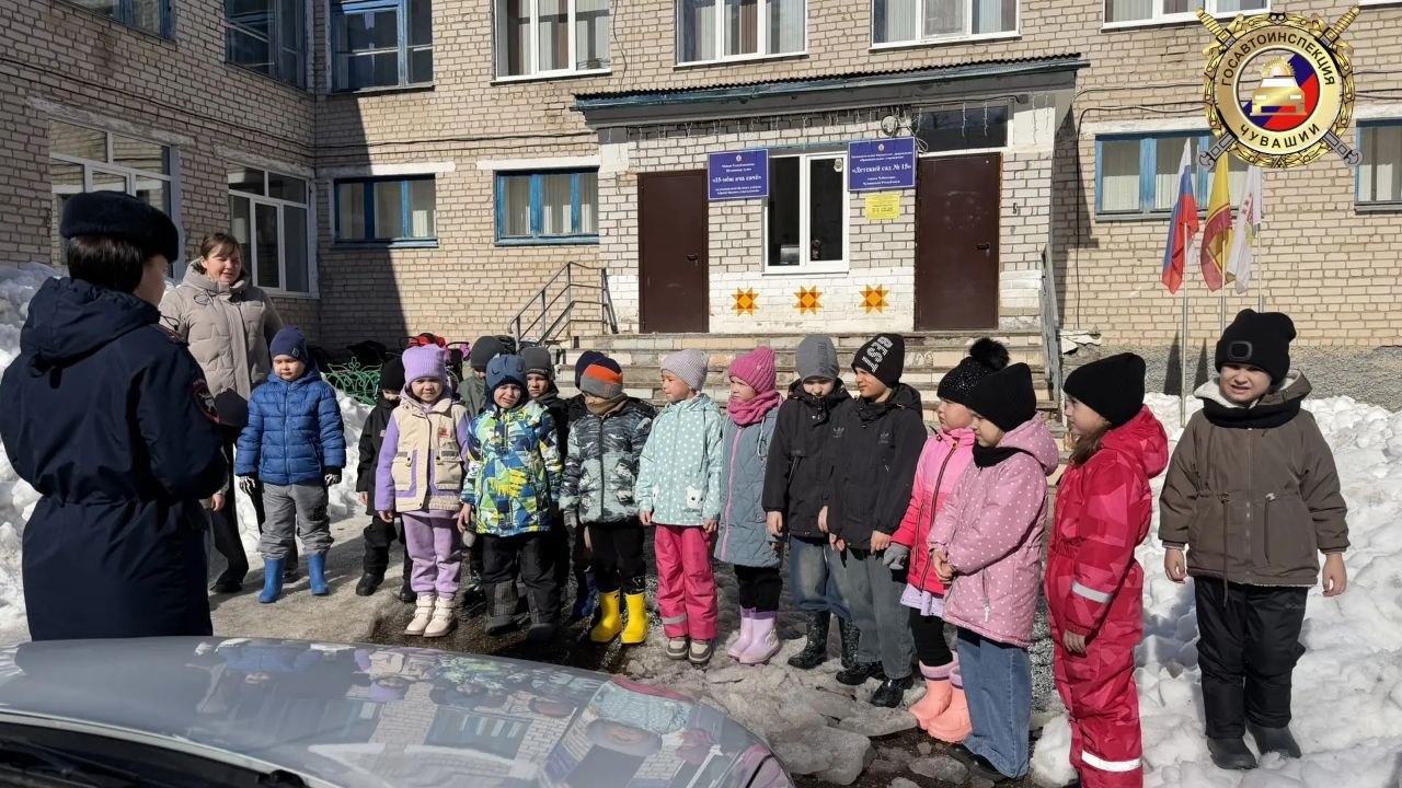 В Чувашии продолжает эффективно работать система персонального закрепления сотрудников Госавтоинспекции за образовательными учреждениями В Чувашии продолжает эффективно работать система персонального закрепления сотрудников Госавтоинспекции за образовательными учреждениями