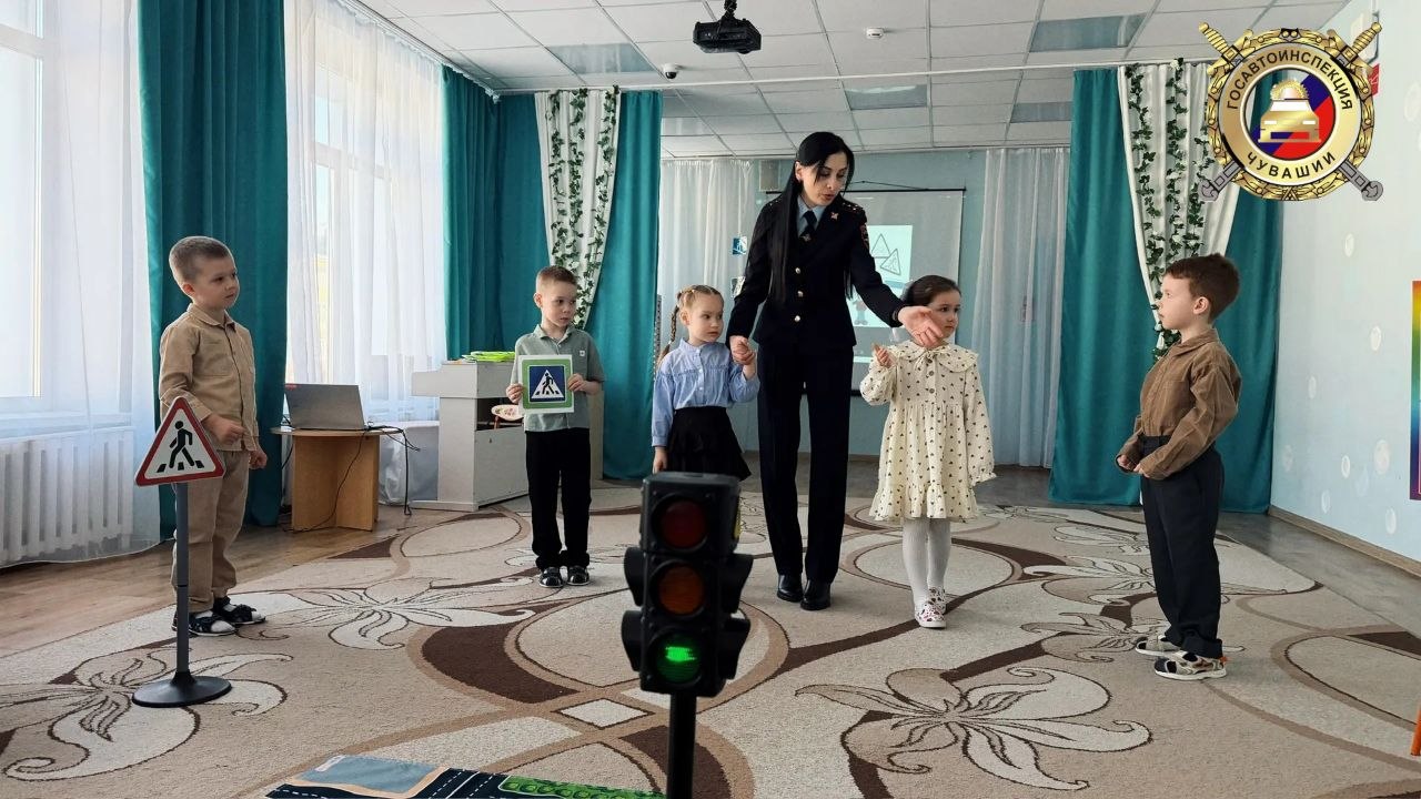 В Чувашии продолжает эффективно работать система персонального закрепления сотрудников Госавтоинспекции за образовательными учреждениями