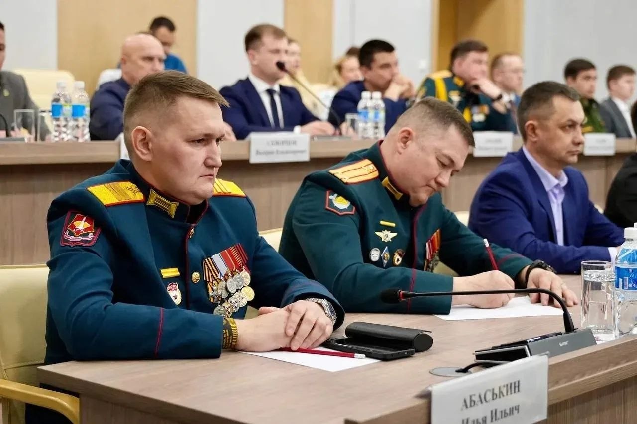 Леонид Черкесов: При участии заместителя полномочного представителя Президента РФ в ПФО, участника федеральной программы «Время Героев» Александра Михайловича Тихонова в Чувашии подвели итоги наставничества и стажировок... Леонид Черкесов: При участии заместителя полномочного представителя Президента РФ в ПФО, участника федеральной программы «Время Героев» Александра Михайловича Тихонова в Чувашии подвели итоги наставничества и стажировок...