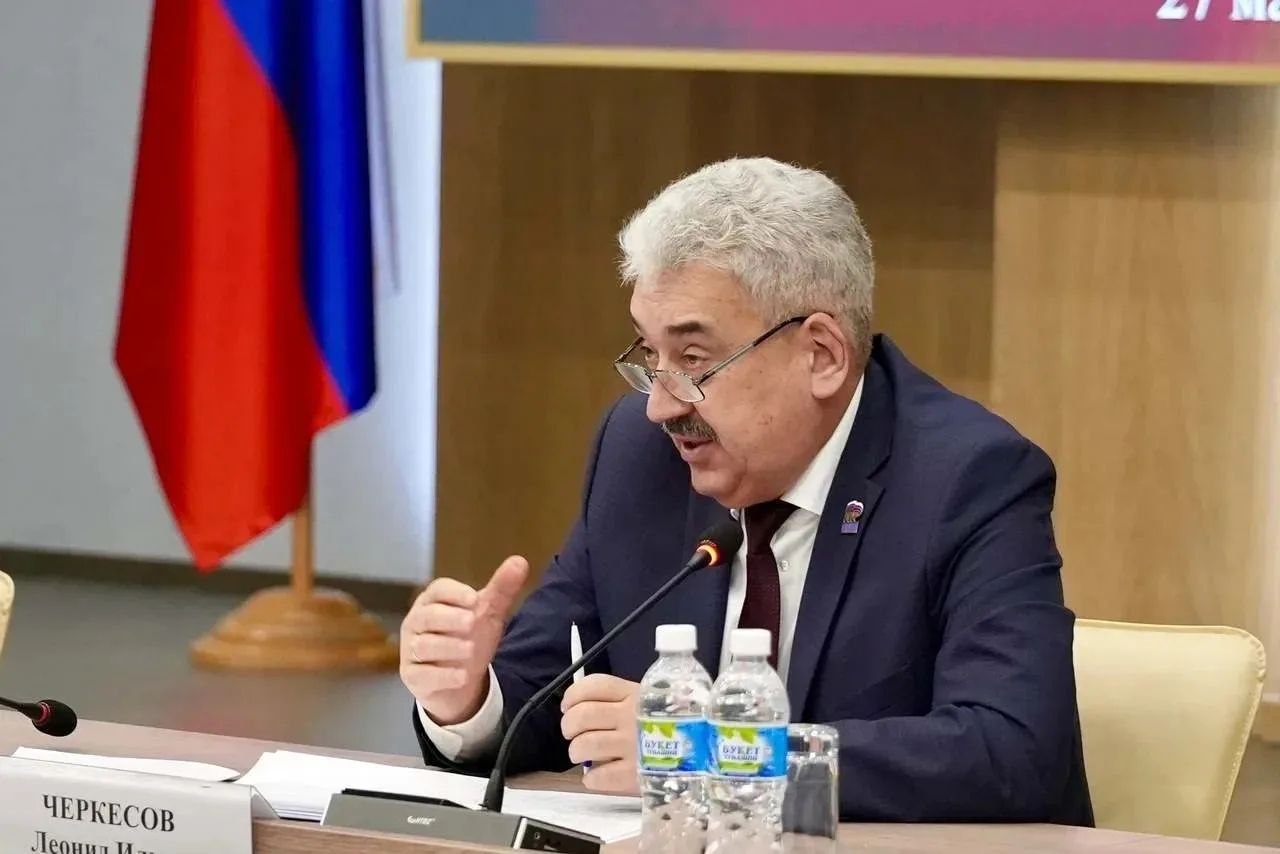 Леонид Черкесов: При участии заместителя полномочного представителя Президента РФ в ПФО, участника федеральной программы «Время Героев» Александра Михайловича Тихонова в Чувашии подвели итоги наставничества и стажировок... Леонид Черкесов: При участии заместителя полномочного представителя Президента РФ в ПФО, участника федеральной программы «Время Героев» Александра Михайловича Тихонова в Чувашии подвели итоги наставничества и стажировок...