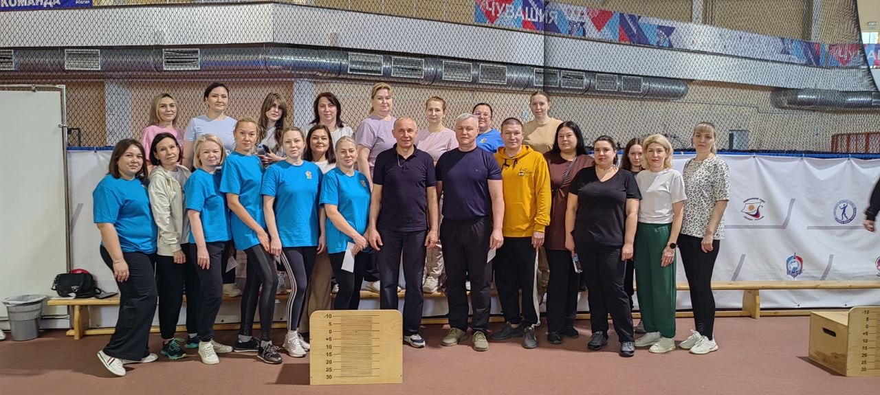 Готовы к труду и обороне!. Сотрудники администрации и подведомственных учреждений, а также депутаты НГСД сдали нормативы физкультурно-оздоровительного комплекса ГТО и зарядились энергией и положительным настроением Готовы к труду и обороне!. Сотрудники администрации и подведомственных учреждений, а также депутаты НГСД сдали нормативы физкультурно-оздоровительного комплекса ГТО и зарядились энергией и положительным настроением