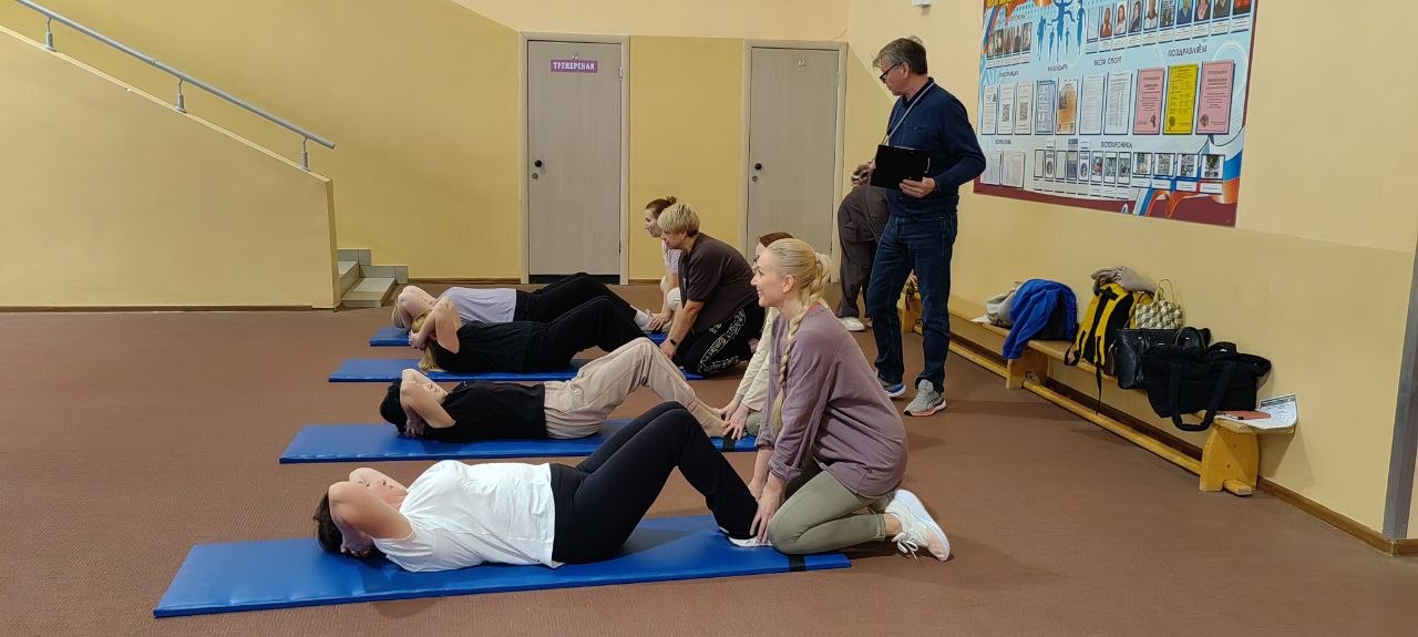 Готовы к труду и обороне!. Сотрудники администрации и подведомственных учреждений, а также депутаты НГСД сдали нормативы физкультурно-оздоровительного комплекса ГТО и зарядились энергией и положительным настроением Готовы к труду и обороне!. Сотрудники администрации и подведомственных учреждений, а также депутаты НГСД сдали нормативы физкультурно-оздоровительного комплекса ГТО и зарядились энергией и положительным настроением