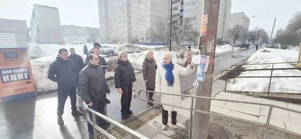 Весна - время наводить порядок в родном городе Весна - время наводить порядок в родном городе