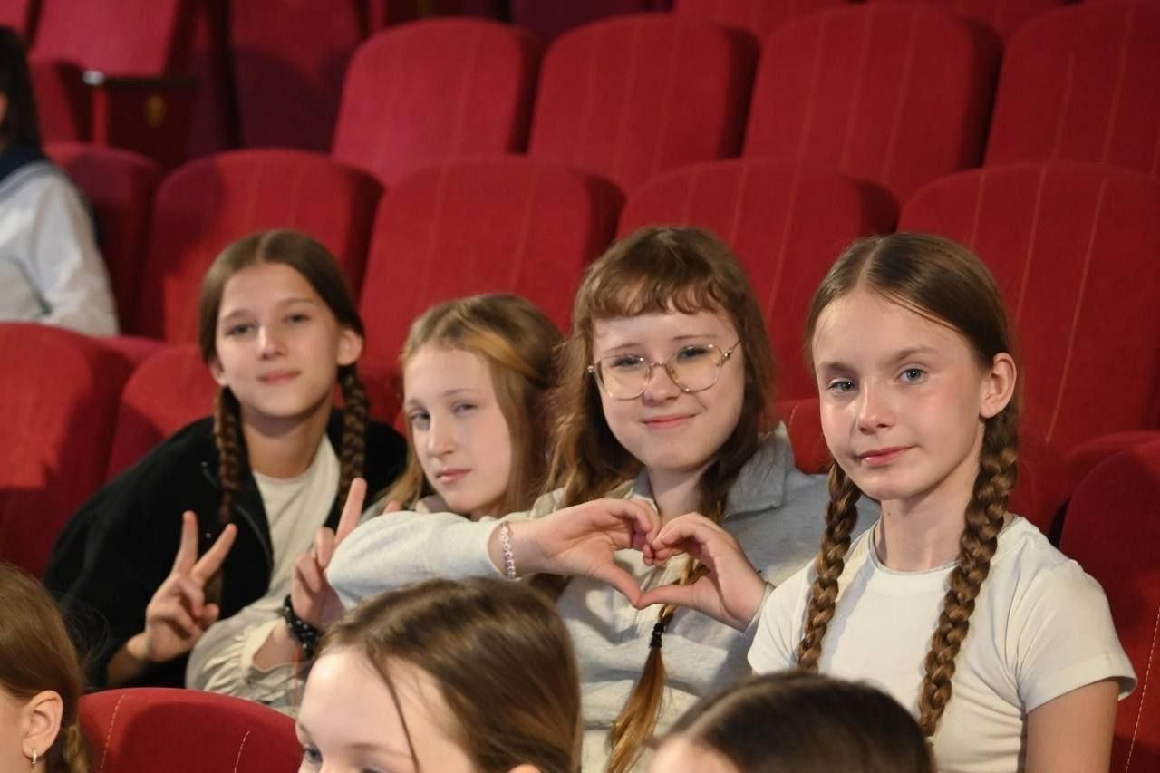 Фонд «Защитники Отечества» отправил школьницу из Чувашии в «Орлёнок» Фонд «Защитники Отечества» отправил школьницу из Чувашии в «Орлёнок»