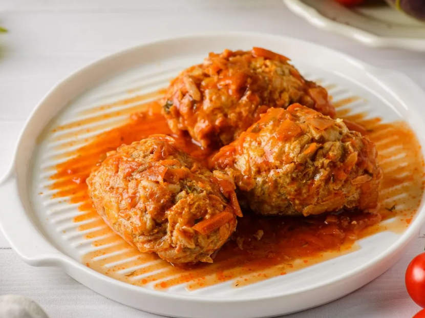Ленивые голубцы с рисом в духовке: просто и вкусно