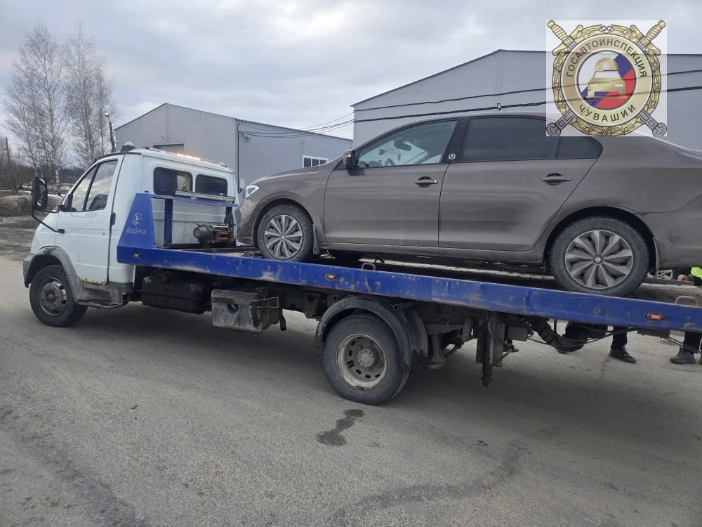 За рулём оказался человек без права управления