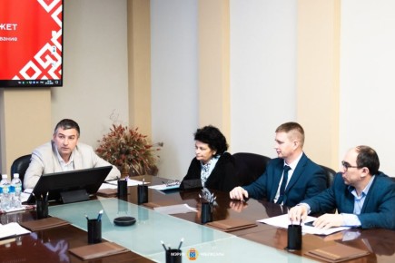 В администрации Чебоксар обсудили восстановление благоустройства после ремонта теплосетей