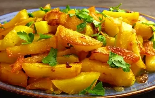 Секреты идеального жареного картофеля: когда и как солить
