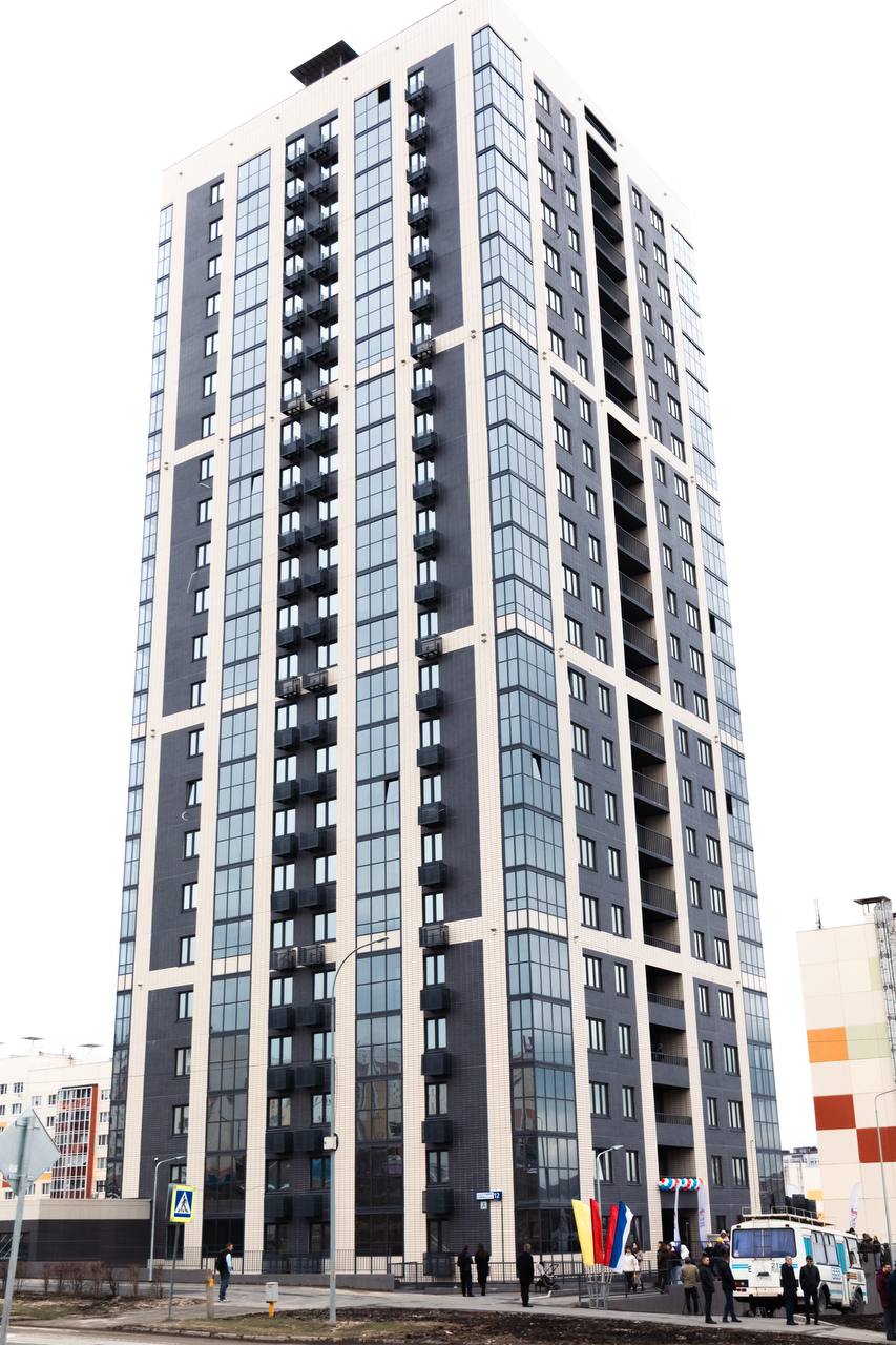 Руководитель следственного управления СК России по Чувашской Республике Александр Владимирович Полтинин принял участие в торжественной церемонии вручения ключей от квартир детям-сиротам Руководитель следственного управления СК России по Чувашской Республике Александр Владимирович Полтинин принял участие в торжественной церемонии вручения ключей от квартир детям-сиротам