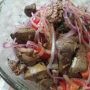Тёплый салат из куриной печени: лучший рецепт закуски