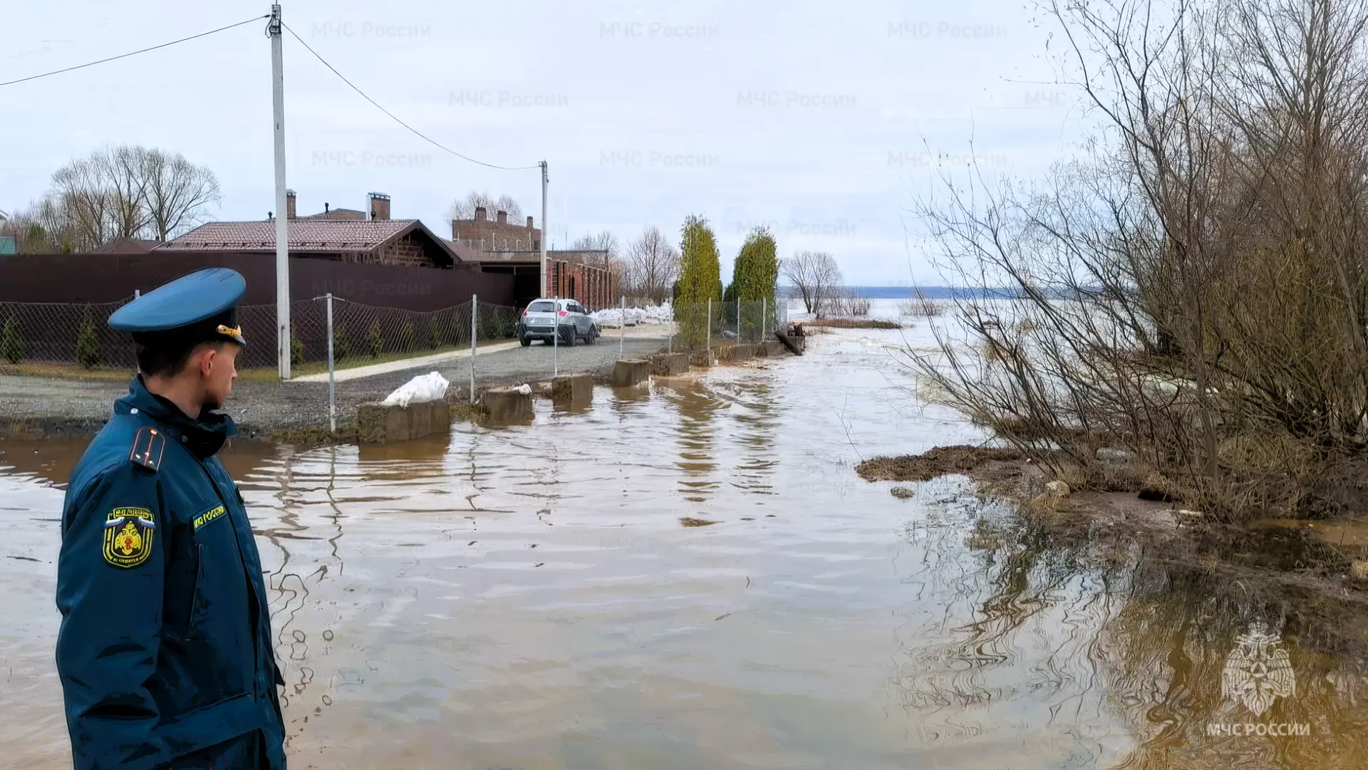 Паводковая обстановка. За истекшие сутки в Чувашии вода подтопила 37 участков в садовых товариществах «Чайка» в Мариинско-Посадском округе и «Энергетик-2» в Новочебоксарске
