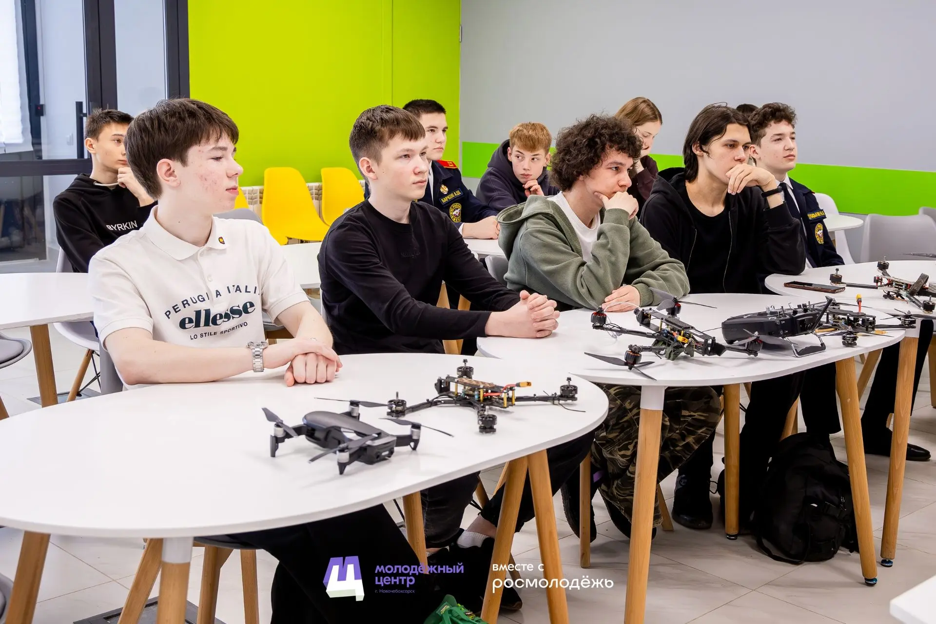 «Волонтёрская рота» устроила настоящую школу актива — лекции, живое общение и реальные навыки «Волонтёрская рота» устроила настоящую школу актива — лекции, живое общение и реальные навыки