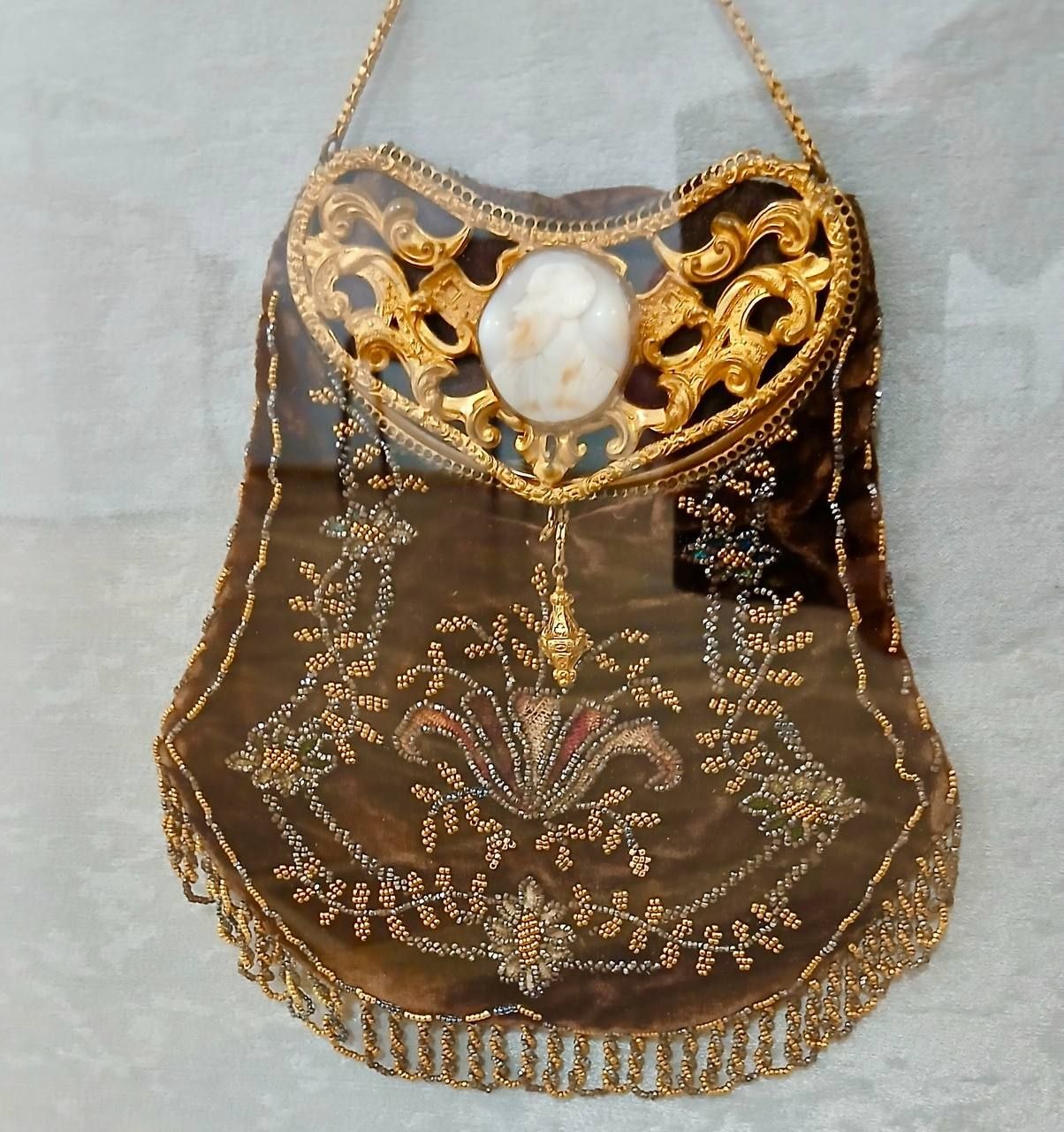 В Чебоксарах открылась выставка «Дамская сумочка и кошелек» В Чебоксарах открылась выставка «Дамская сумочка и кошелек»