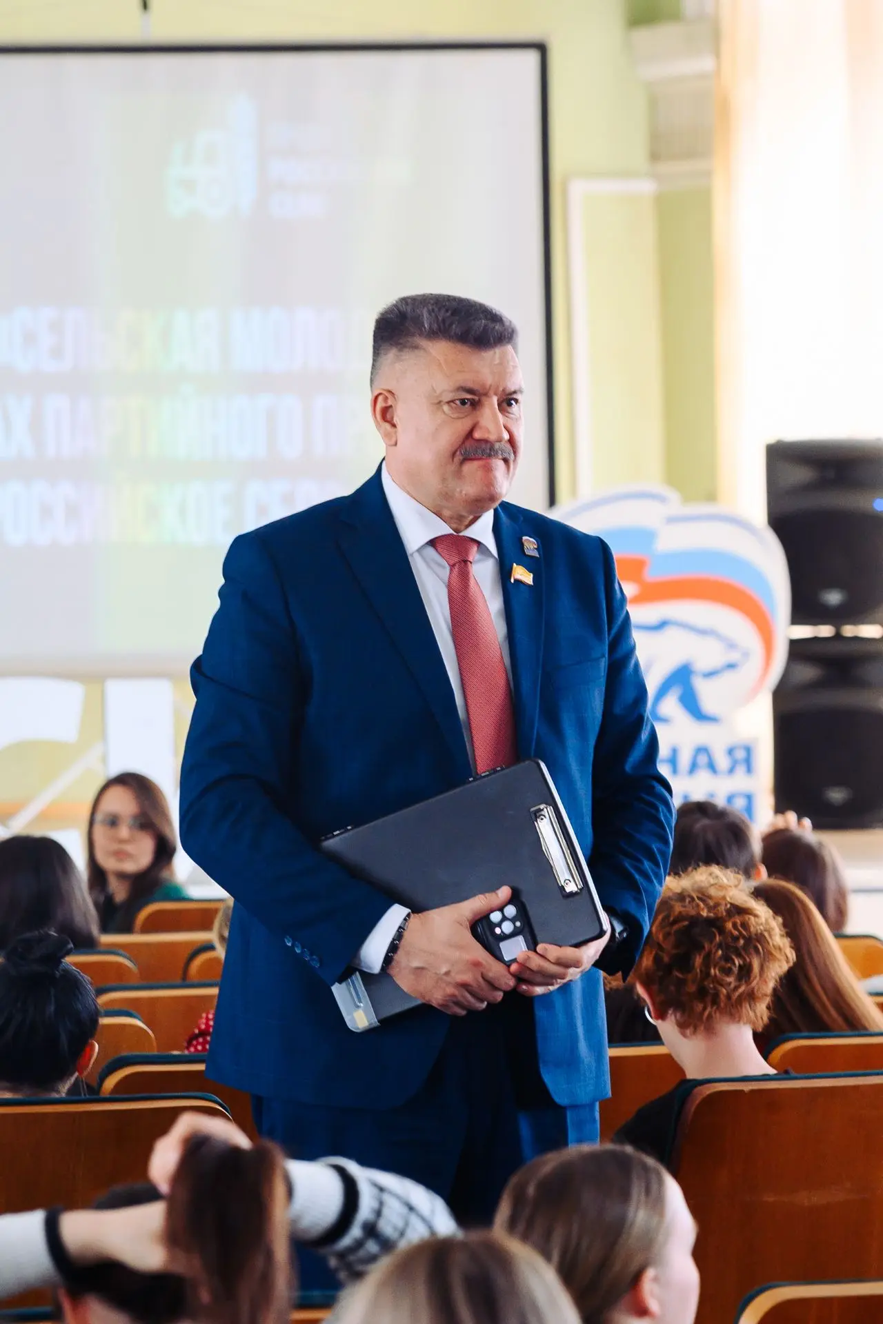 Сельская молодёжь Чувашии представила предложения в Народную программу Сельская молодёжь Чувашии представила предложения в Народную программу