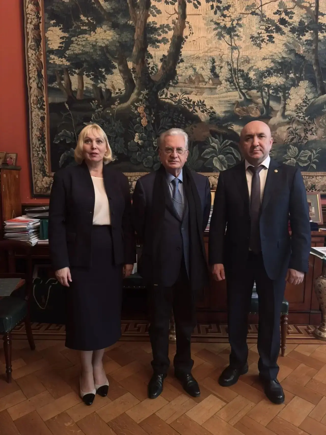 Чувашия и Санкт-Петербург будут расширять культурное и торгово-экономическое сотрудничество Чувашия и Санкт-Петербург будут расширять культурное и торгово-экономическое сотрудничество