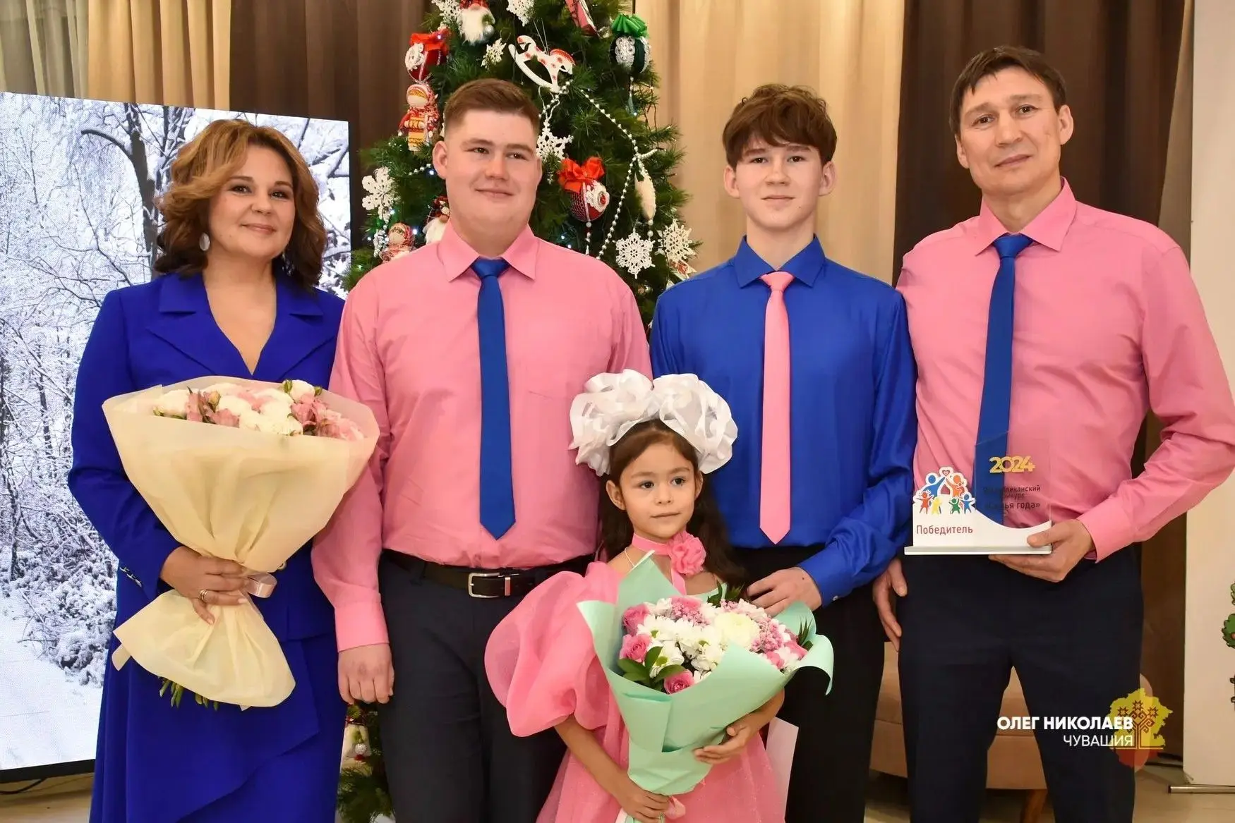 Олег Николаев: Народосбережение и укрепление статуса семьи — безусловный приоритет, который требует перехода от отдельных мер поддержки к целостной системе, которая охватит все сферы жизни Олег Николаев: Народосбережение и укрепление статуса семьи — безусловный приоритет, который требует перехода от отдельных мер поддержки к целостной системе, которая охватит все сферы жизни