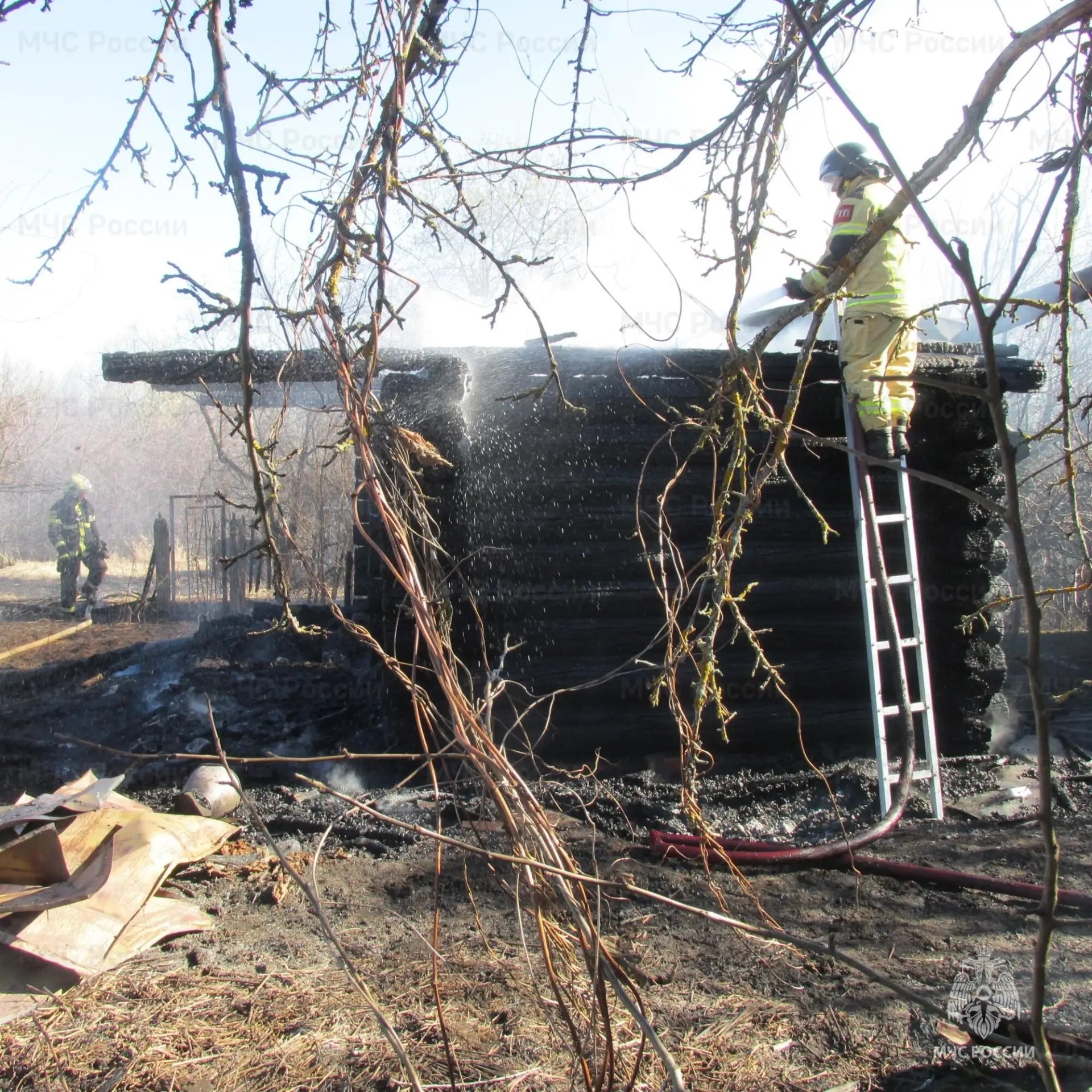 За сутки в Чувашии трижды горела сухая трава