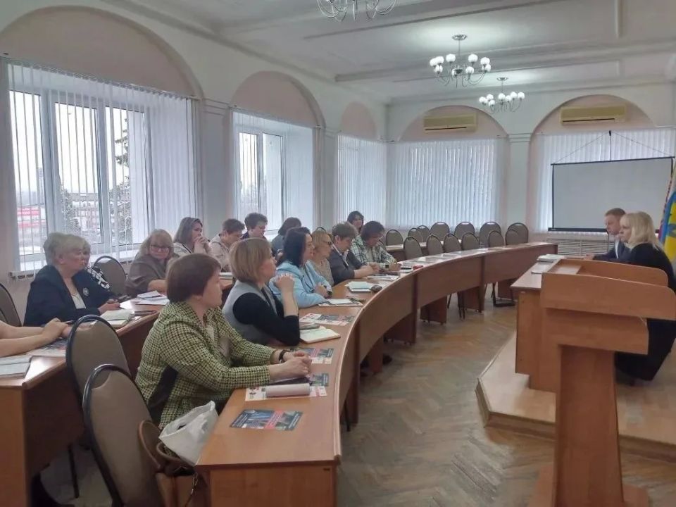 � ��������������� ������ ������� ������� �� ���������� � ������������� �������������������� �������