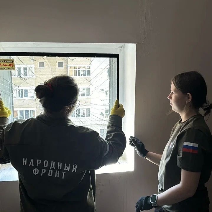Олег Николаев: Вчера свое 15-летие отметил Народный фронт – движение, созданное по инициативе Президента России Владимира Владимировича Путина Олег Николаев: Вчера свое 15-летие отметил Народный фронт – движение, созданное по инициативе Президента России Владимира Владимировича Путина