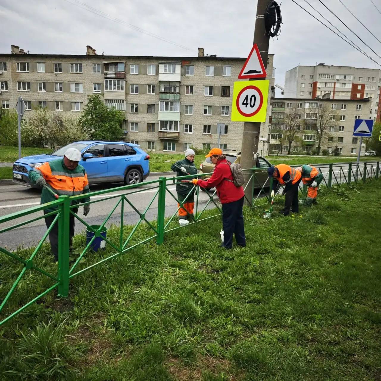 Чистота и порядок: как дорожные службы работают 12 мая Чистота и порядок: как дорожные службы работают 12 мая