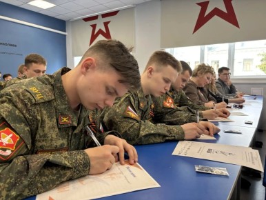 Курсанты из Чувашии написали письма поддержки военнослужащим