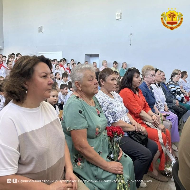 21 мая в Шоршелской школе им. А. Г. Николаева Мариинско-Посадского округа торжественно открыли сразу три «Парты Героя» 21 мая в Шоршелской школе им. А. Г. Николаева Мариинско-Посадского округа торжественно открыли сразу три «Парты Героя»