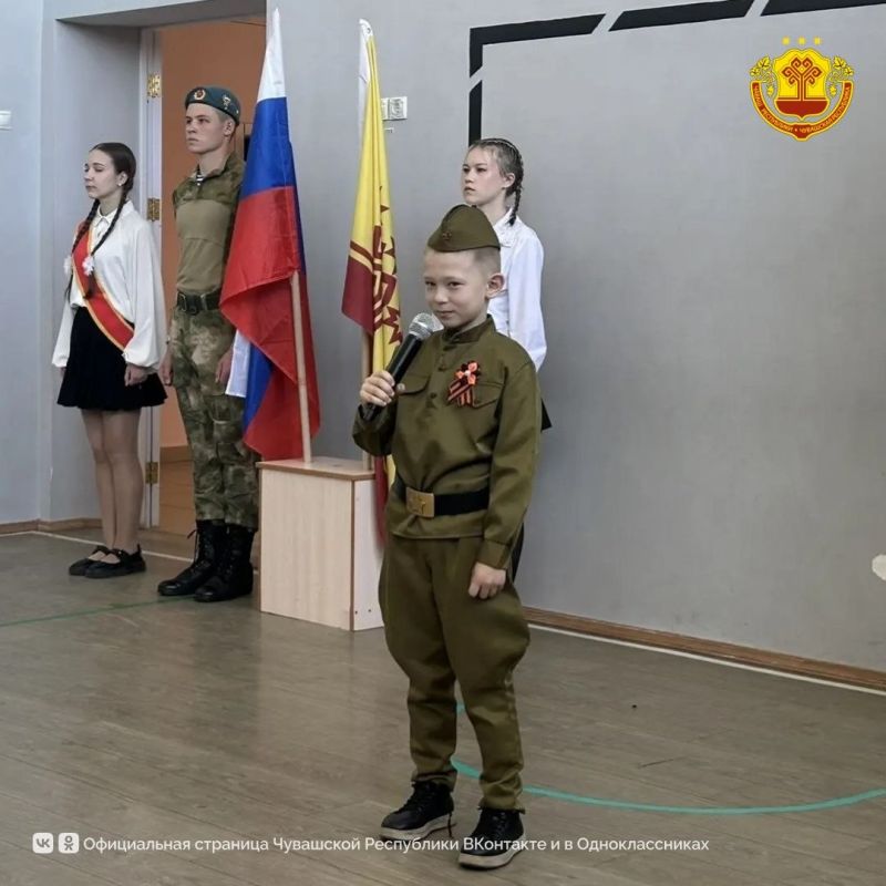 21 мая в Шоршелской школе им. А. Г. Николаева Мариинско-Посадского округа торжественно открыли сразу три «Парты Героя» 21 мая в Шоршелской школе им. А. Г. Николаева Мариинско-Посадского округа торжественно открыли сразу три «Парты Героя»
