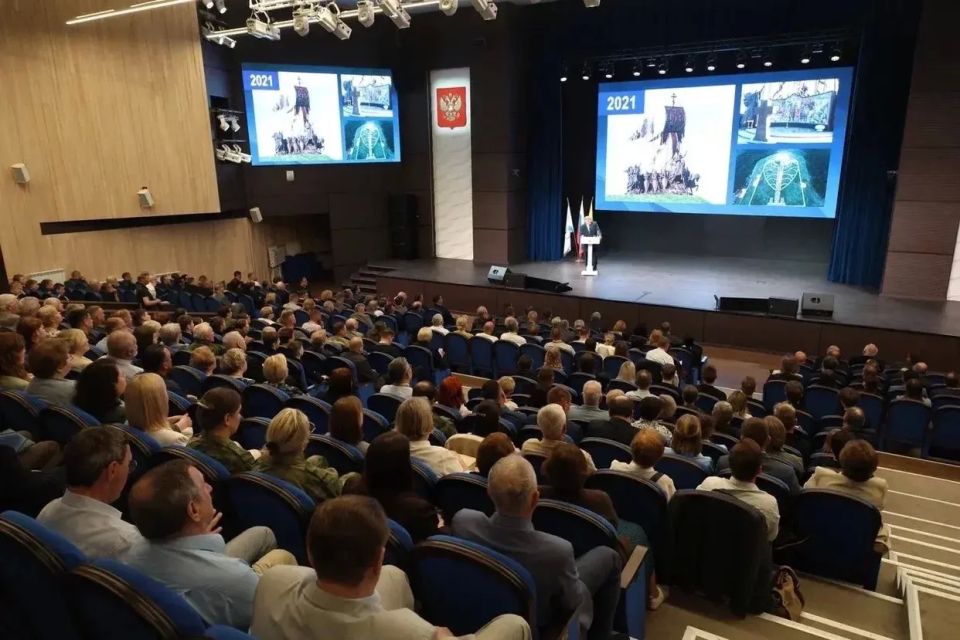 Дмитрий Захаров:. Сейчас нахожусь в Архангельске на семинаре Российского военно-исторического общества - РВИО «Лучшие практики патриотической работы» Дмитрий Захаров:. Сейчас нахожусь в Архангельске на семинаре Российского военно-исторического общества - РВИО «Лучшие практики патриотической работы»