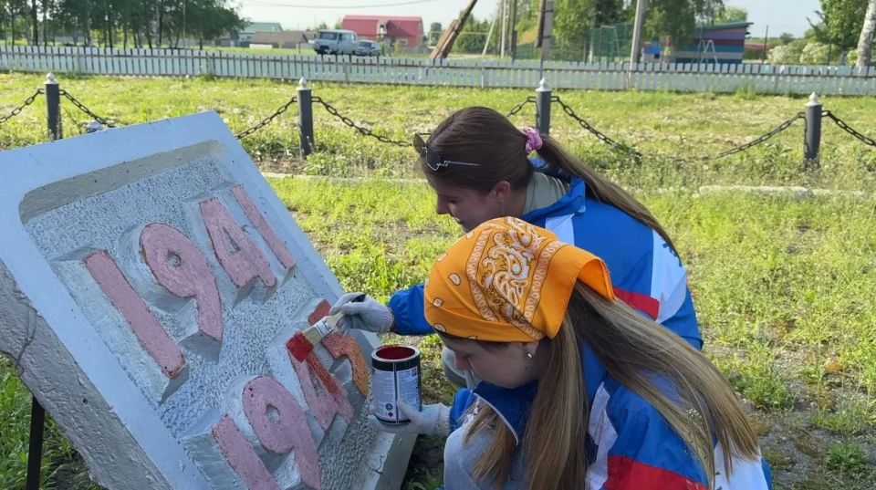 Студенты из Чебоксар участвуют в акции «Майский десант Студенты из Чебоксар участвуют в акции «Майский десант