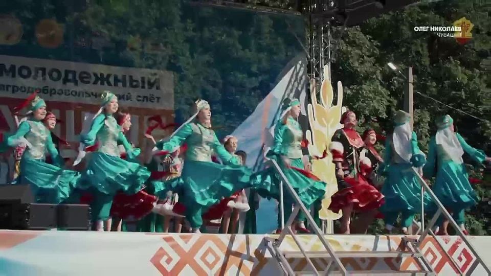 Олег Николаев: Наш агрослет «Лучшие на селе» – настоящая точка притяжения для активной и неравнодушной молодежи, которая душой болеет за родное село