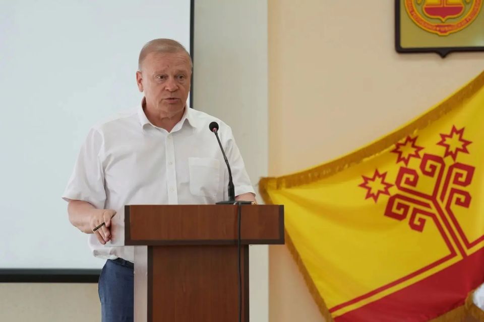Леонид Черкесов: Вместе с депутатом Виктором Горбуновы и Главой Порецкого округа Евгением Лебедевым провёл встречу с активом села Леонид Черкесов: Вместе с депутатом Виктором Горбуновы и Главой Порецкого округа Евгением Лебедевым провёл встречу с активом села