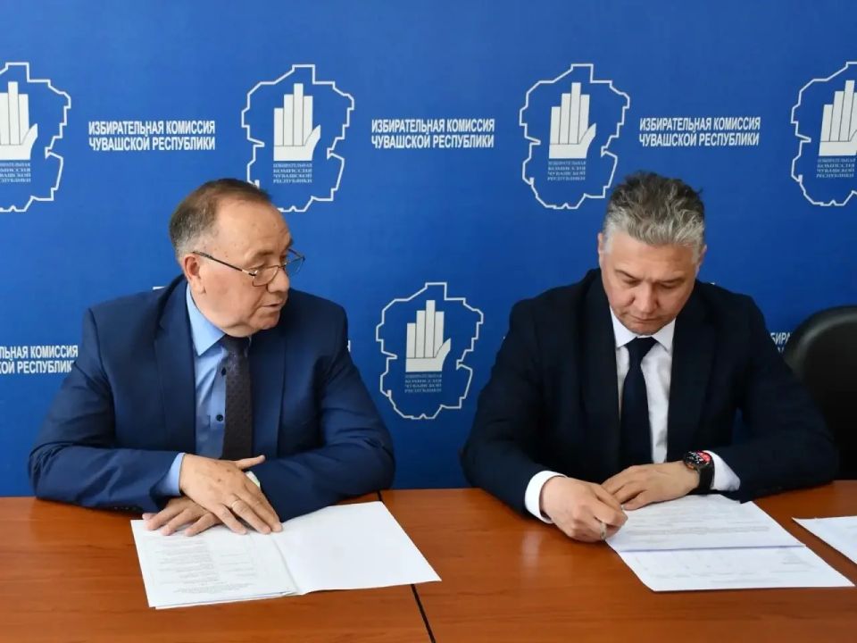 27 мая председатель Избиркома Чувашии Геннадий Федоров провел заседание Рабочей группы Избирательной комиссии Чувашской Республики по взаимодействию с общественными организациями инвалидов, действующими на территории...