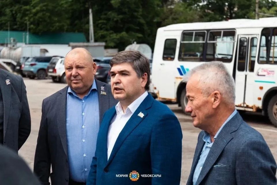 Вчера глава города Станислав Трофимов вместе с депутатским корпусом посетил «Спецавтохозяйство» Вчера глава города Станислав Трофимов вместе с депутатским корпусом посетил «Спецавтохозяйство»