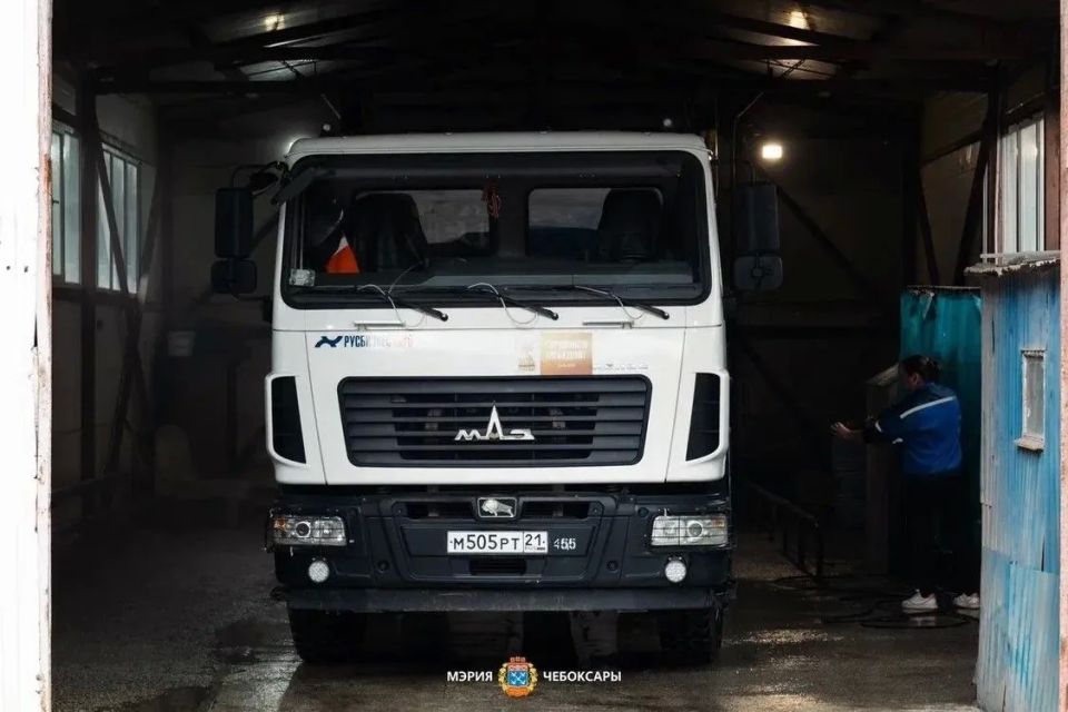 Вчера глава города Станислав Трофимов вместе с депутатским корпусом посетил «Спецавтохозяйство»