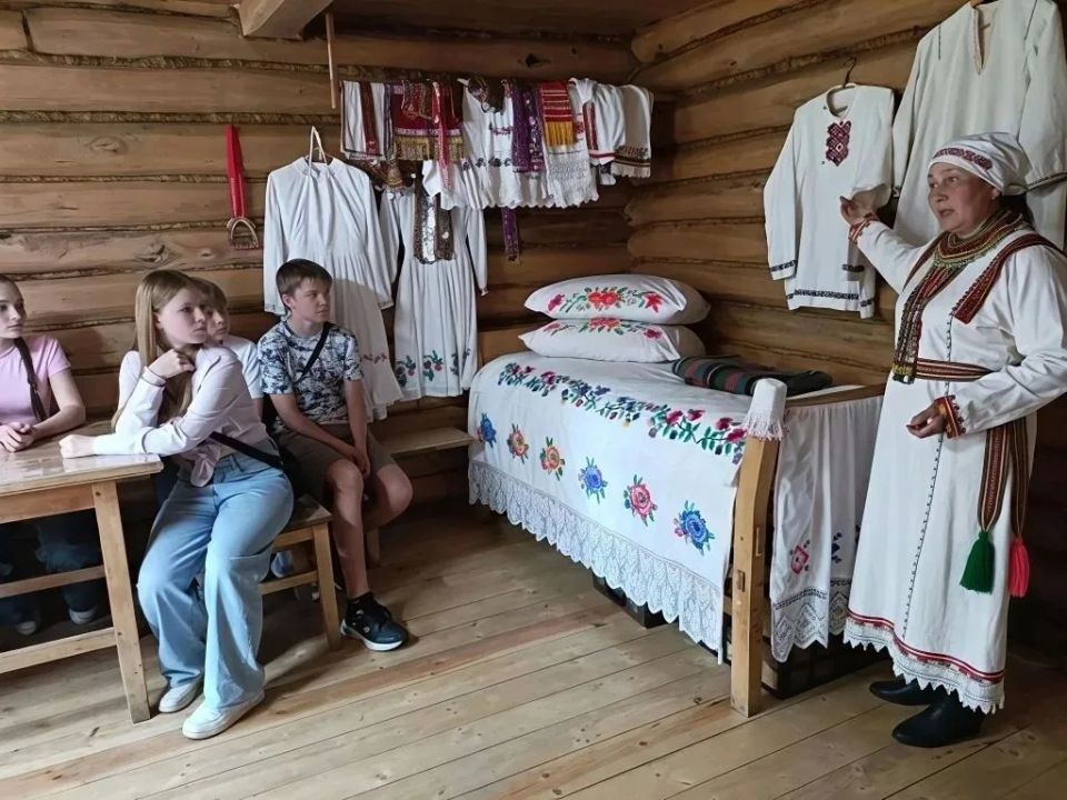 Наследие предков и будущее агроотрасли: как школьники Ядрина изучали село Наследие предков и будущее агроотрасли: как школьники Ядрина изучали село