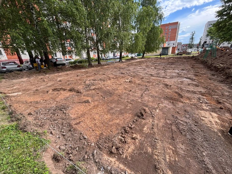 В Чебоксарах приступили к благоустройству дворов в рамках программы «НИМЕ — Народный бюджет» В Чебоксарах приступили к благоустройству дворов в рамках программы «НИМЕ — Народный бюджет»