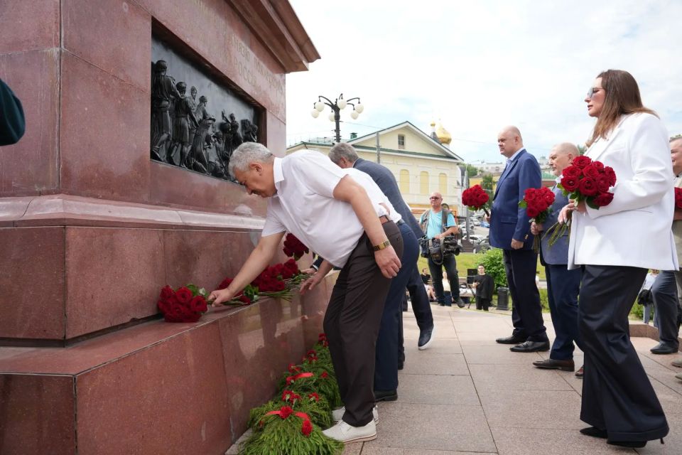 Леонид Черкесов: В Нижнем Новгороде стартовали мероприятия в 80-го заседания Совета законодателей Приволжского федерального округа. Леонид Черкесов: В Нижнем Новгороде стартовали мероприятия в 80-го заседания Совета законодателей Приволжского федерального округа.