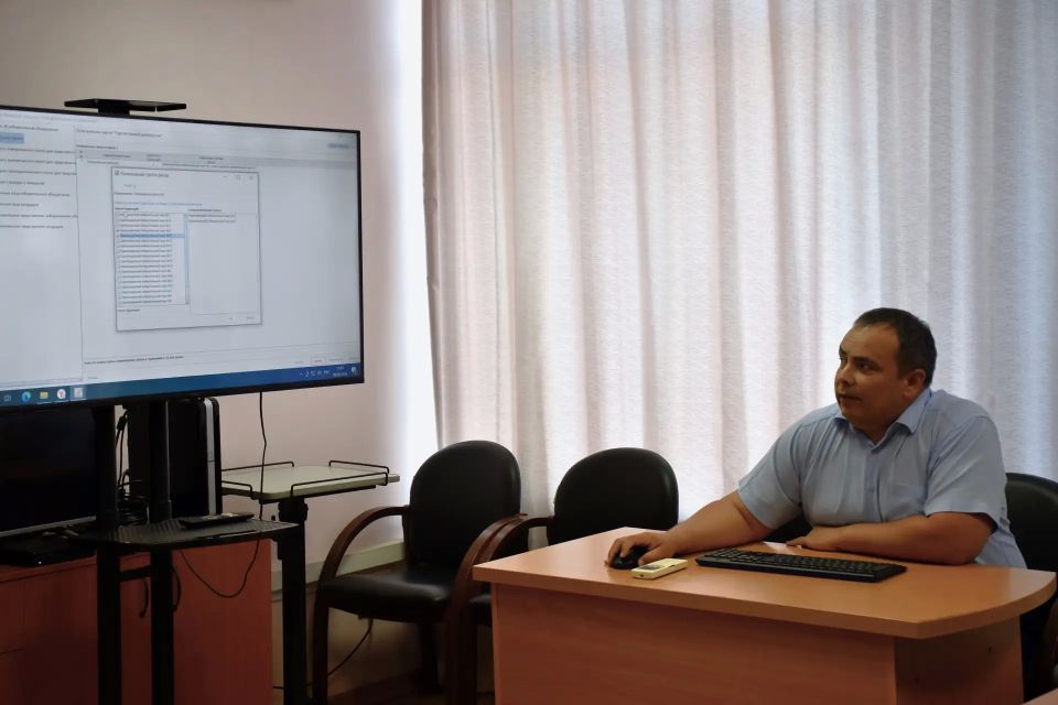 9 июня в Избирательной комиссии Чувашской Республики прошло рабочее совещание с представителями региональных отделений политических партий 9 июня в Избирательной комиссии Чувашской Республики прошло рабочее совещание с представителями региональных отделений политических партий