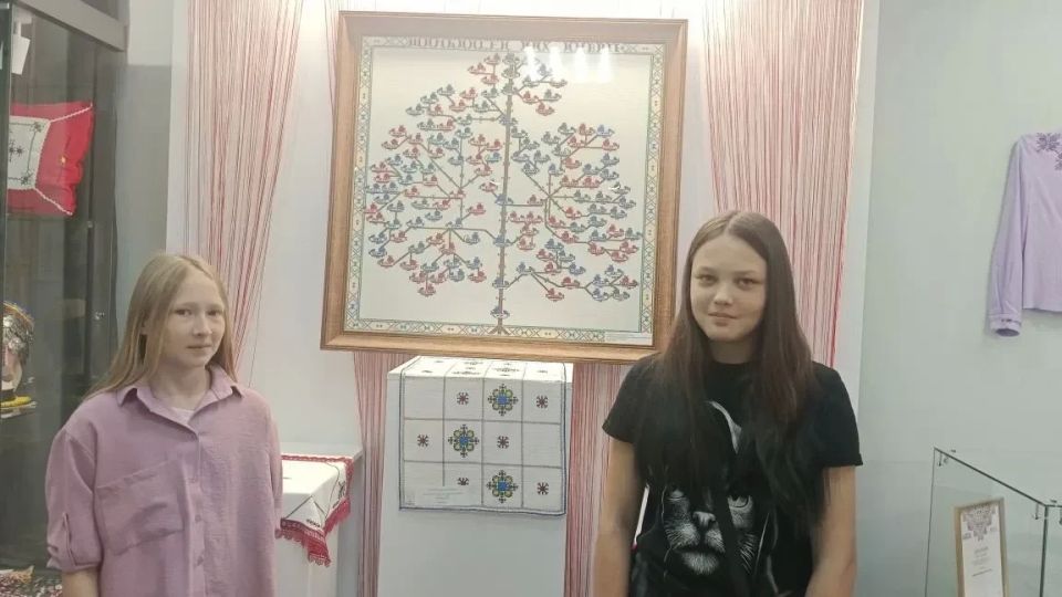 Воспитанники пришкольного лагеря школы №3 побывали в Музее «Бичурин и современность» в посёлке Кугеси — и всё это в рамках увлекательного республиканского проекта Агроэкспедиция «Один день на селе»! Воспитанники пришкольного лагеря школы №3 побывали в Музее «Бичурин и современность» в посёлке Кугеси — и всё это в рамках увлекательного республиканского проекта Агроэкспедиция «Один день на селе»!