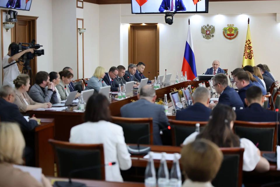 На проектирование нового пожарного депо и систем водоснабжения на селе Правительство Чувашии дополнительно направит 49 млн рублей На проектирование нового пожарного депо и систем водоснабжения на селе Правительство Чувашии дополнительно направит 49 млн рублей