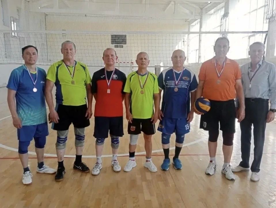 В Чебоксарах состоялся турнир по волейболу среди любительских команд В Чебоксарах состоялся турнир по волейболу среди любительских команд