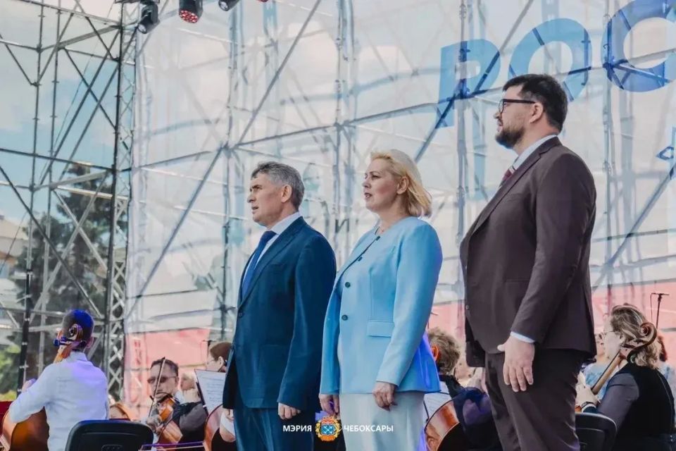 Станислав Трофимов: Чебоксары вместе со всей страной встали в единый музыкальный строй Всероссийского марафона классической музыки «Кантата Станислав Трофимов: Чебоксары вместе со всей страной встали в единый музыкальный строй Всероссийского марафона классической музыки «Кантата
