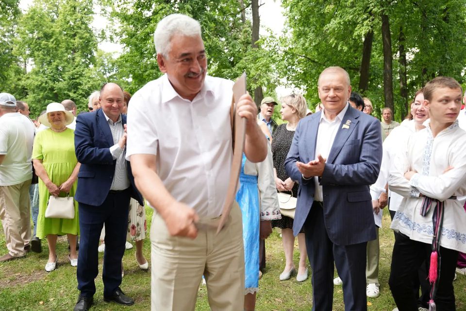 Леонид Черкесов: Всенародный праздник Акатуй отметили в Шумерле. Леонид Черкесов: Всенародный праздник Акатуй отметили в Шумерле.