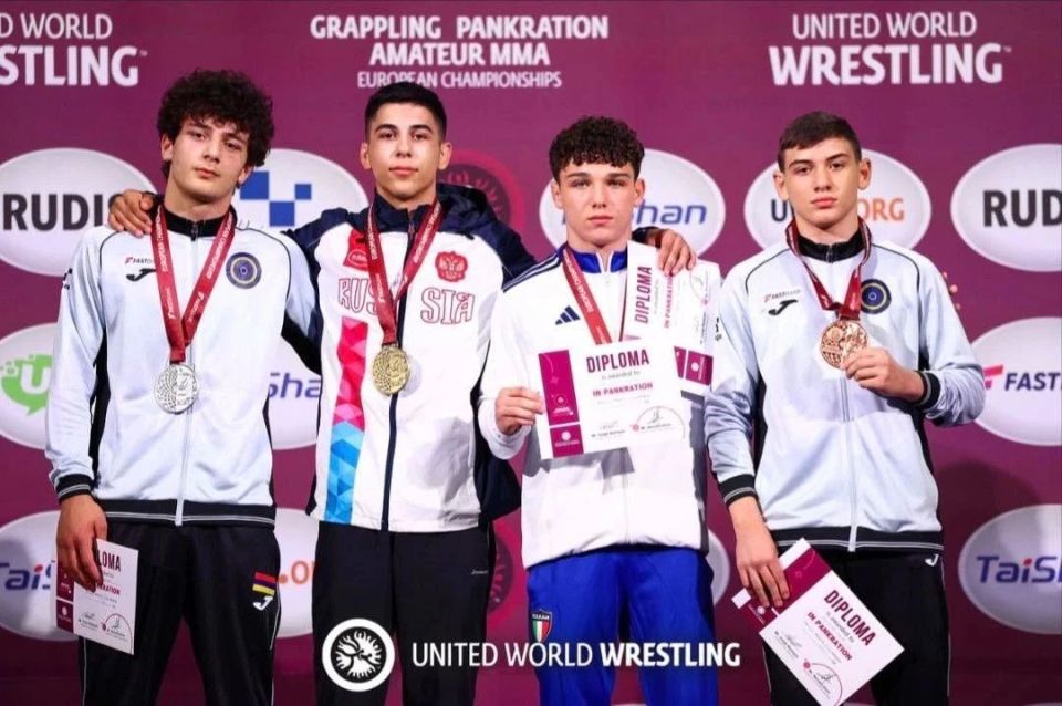 Спортсмен из Чувашии выиграл чемпионат Европы по панкратиону, который проходил с 27 мая по 1 июня в Ереване Спортсмен из Чувашии выиграл чемпионат Европы по панкратиону, который проходил с 27 мая по 1 июня в Ереване