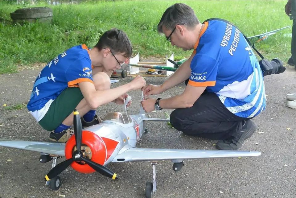 Новочебоксарск стал центром притяжения для ценителей авиамодельного спорта Новочебоксарск стал центром притяжения для ценителей авиамодельного спорта