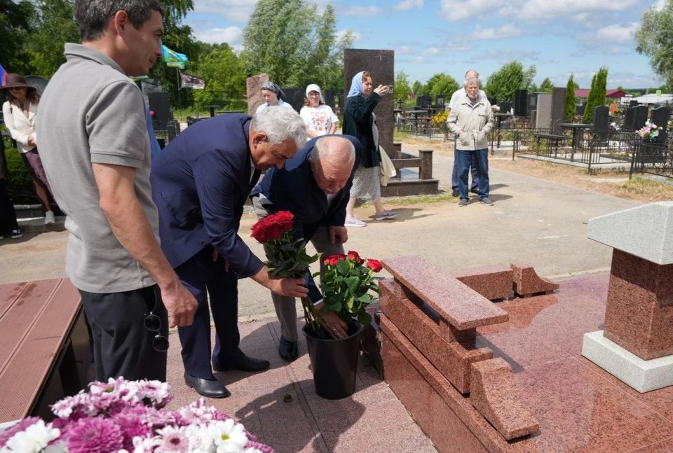 Леонид Черкесов: Исполнилось ровно 10 лет со дня ухода из жизни депутата Государственного Совета Чувашской Республики третьего и пятого созывов, председателя Комитета по бюджету, финансам и налогам Игоря Кушева Леонид Черкесов: Исполнилось ровно 10 лет со дня ухода из жизни депутата Государственного Совета Чувашской Республики третьего и пятого созывов, председателя Комитета по бюджету, финансам и налогам Игоря Кушева